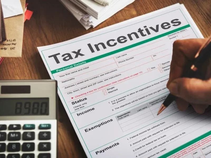 Pentingnya Pengusaha Kena Pajak Mengirimkan Invoice dengan Menyertakan Faktur Pajak